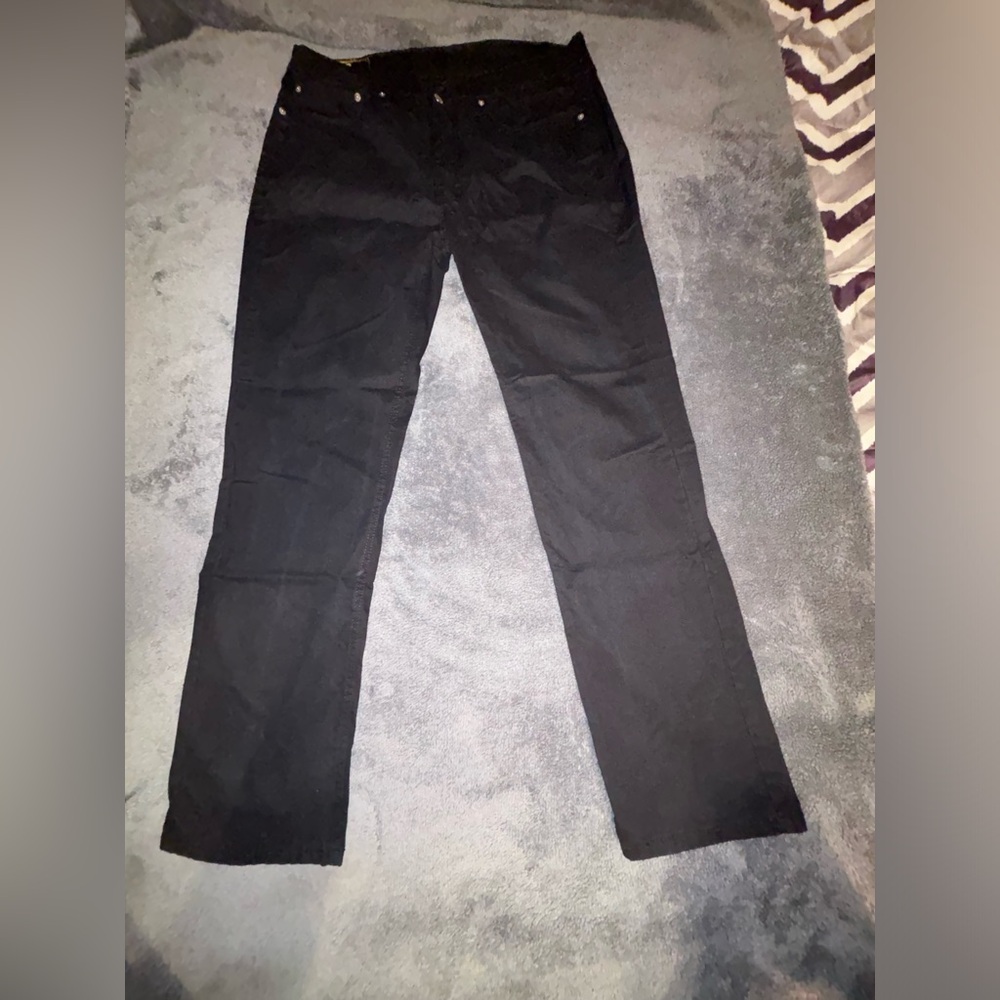 Levi 514 black men’s jeans. Size 36 x 32.
